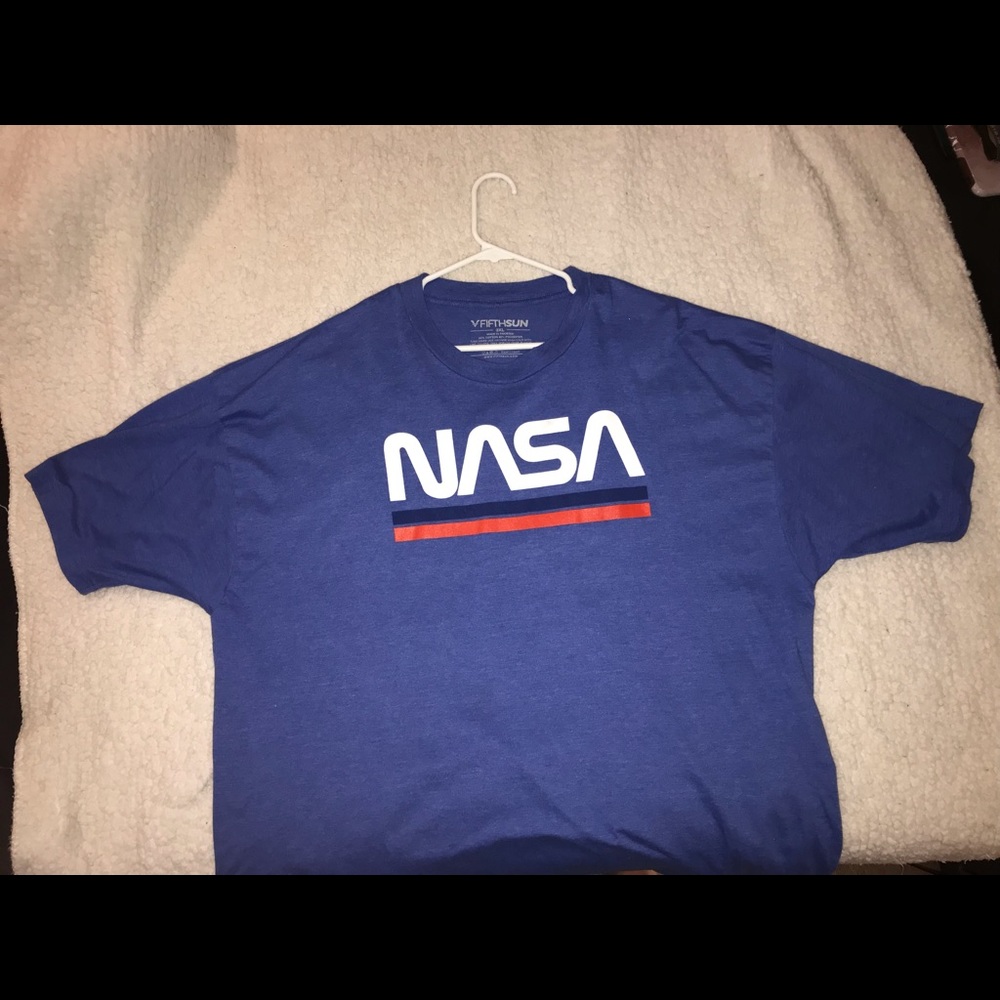 Men’s NASA t shirt 3xl.